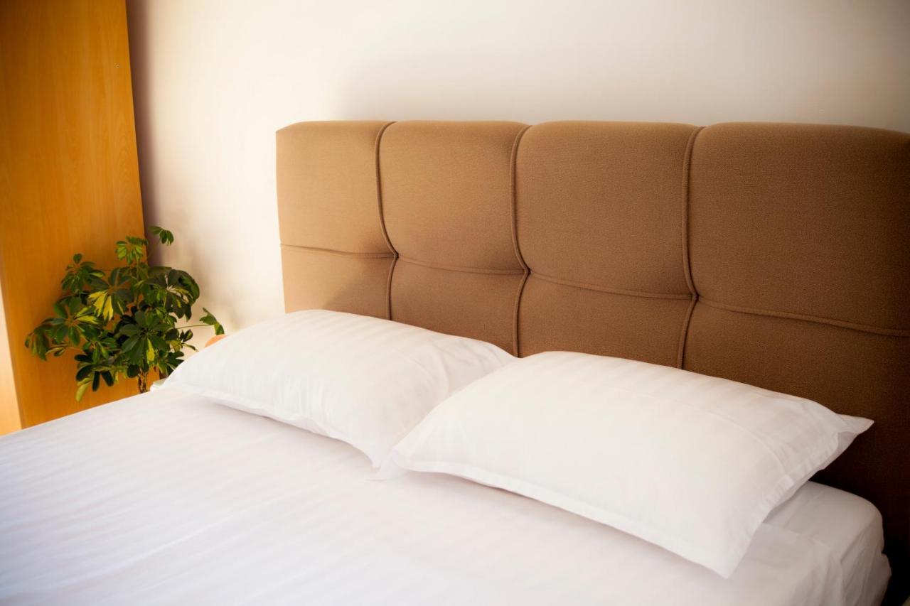 Grožnjan Amarilis Rooms מראה חיצוני תמונה