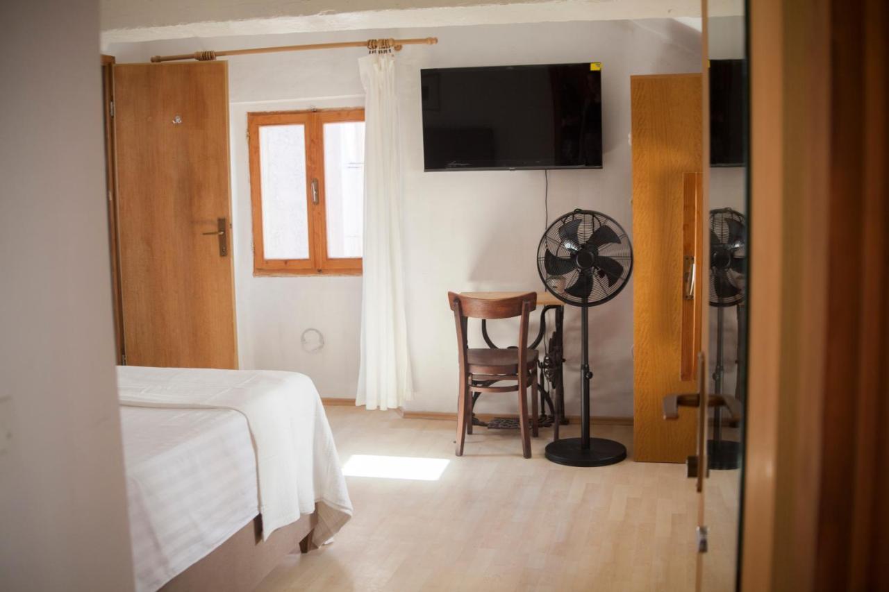 Grožnjan Amarilis Rooms מראה חיצוני תמונה