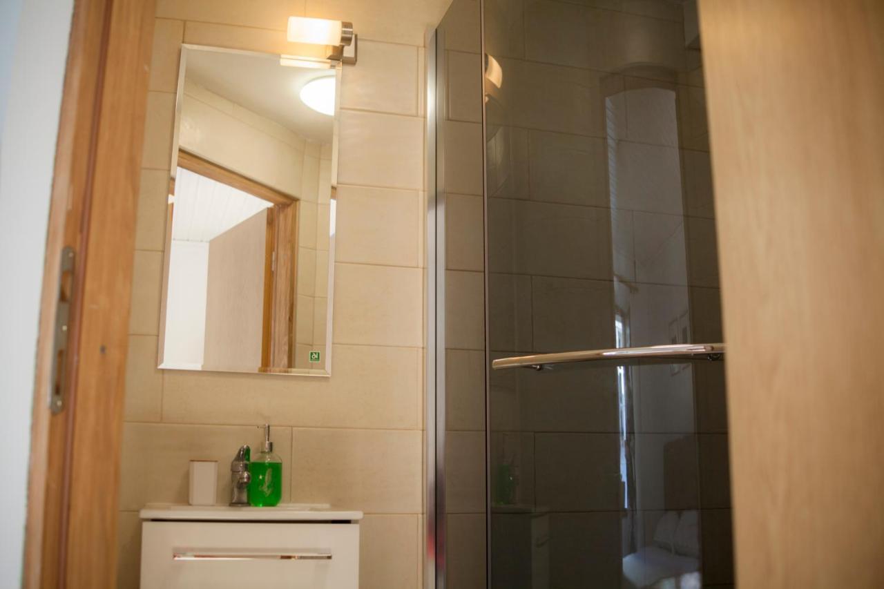 Grožnjan Amarilis Rooms מראה חיצוני תמונה